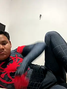 Danimiles online show from December 2025 01:30:02 AM