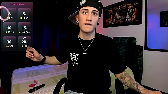 Snapshot of Sebas_maverick chatting on November 2025 10:13:02 PM Sebas maverick online show from November 2025 10:13:02 PM