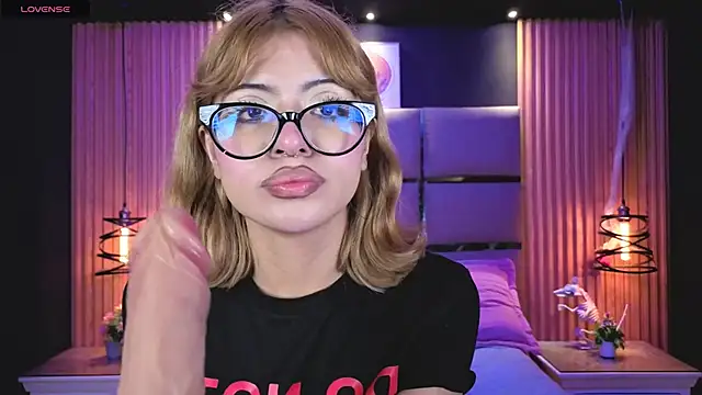 AlanaWalker9 online show from April 2026 11:38:01 AM