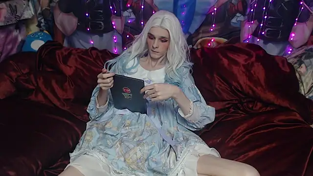 yutachka online show from October 2025 10:00:01 PM