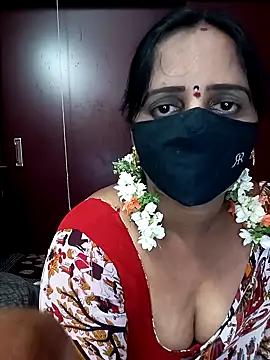 Snapshot of Mee_harini-telugupilla chatting on April 2026 02:46:01 PM Mee harini-telugupilla online show from April 2026 02:46:01 PM
