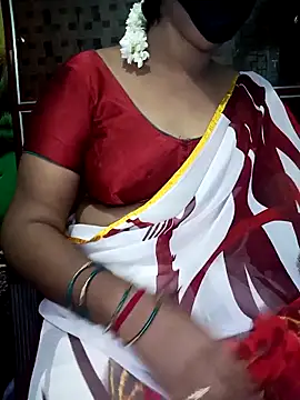Snapshot of Mee_harini-telugupilla chatting on May 2026 04:36:02 AM Mee harini-telugupilla online show from May 2026 04:36:02 AM