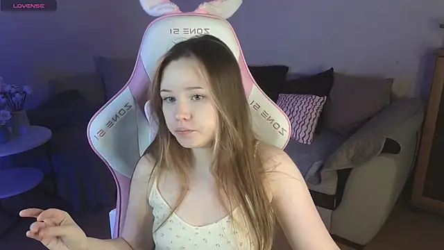 Sweetie Hope online show from November 2025 04:33:01 PM