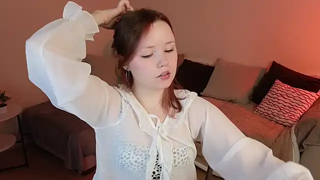 Sweetie Hope online show from April 2026 04:35:01 PM