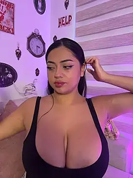 Snapshot of Zendaa_ chatting on October 2025 01:10:02 PM Zendaa online show from October 2025 01:10:02 PM