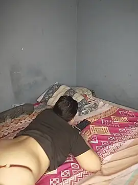 badlove42 online show from December 2025 03:46:02 PM