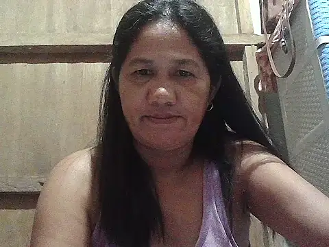 Snapshot of hotmama_063 chatting on June 2026 09:16:01 PM hotmama 063 online show from June 2026 09:16:01 PM
