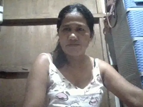 Snapshot of hotmama_063 chatting on June 2026 11:32:02 AM hotmama 063 online show from June 2026 11:32:02 AM