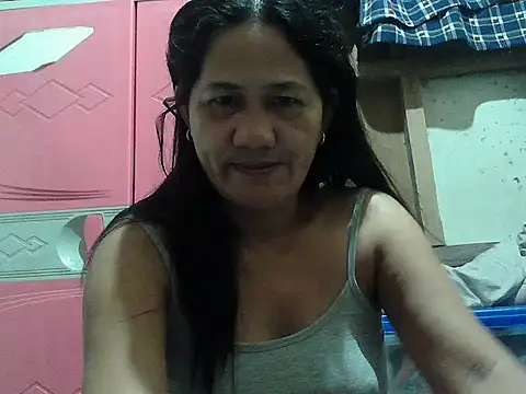 Snapshot of hotmama_063 chatting on October 2025 08:49:02 PM hotmama 063 online show from October 2025 08:49:02 PM
