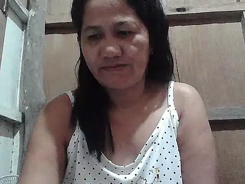 Snapshot of hotmama_063 chatting on March 2026 09:11:02 PM hotmama 063 online show from March 2026 09:11:02 PM