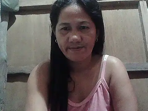 Snapshot of hotmama_063 chatting on December 2025 09:09:02 PM hotmama 063 online show from December 2025 09:09:02 PM