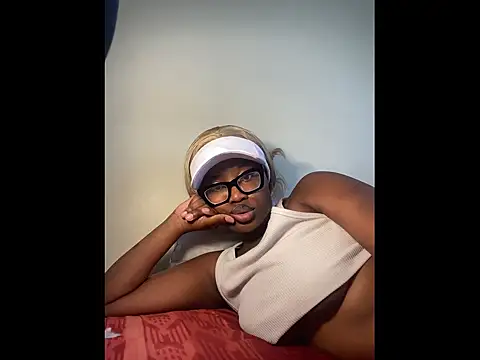Moonzy77 online show from September 2025 01:39:02 PM
