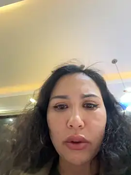 Snapshot of Susu-Asia chatting on October 2025 11:33:01 AM Susu-Asia online show from October 2025 11:33:01 AM