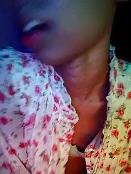 BunnyBloom25 online show from September 2025 04:31:01 PM