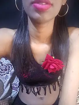 BunnyBloom25 online show from May 2026 02:44:01 PM