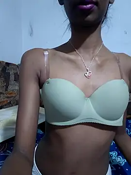 BunnyBloom25 online show from November 2025 11:57:01 AM