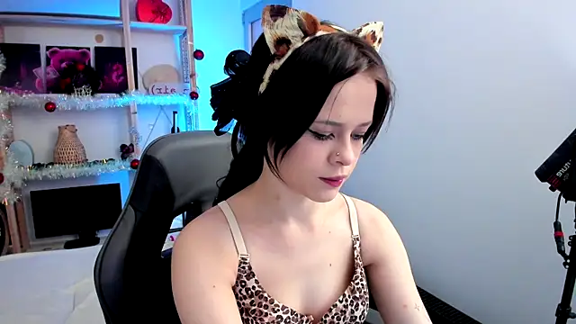 Sima Wendy online show from December 2025 07:08:01 AM