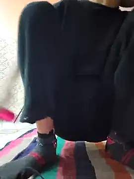 Snapshot of Aidakhan1212 chatting on December 2025 05:06:02 AM Aidakhan1212 online show from December 2025 05:06:02 AM