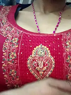 Snapshot of Aidakhan1212 chatting on November 2025 03:17:01 AM Aidakhan1212 online show from November 2025 03:17:01 AM