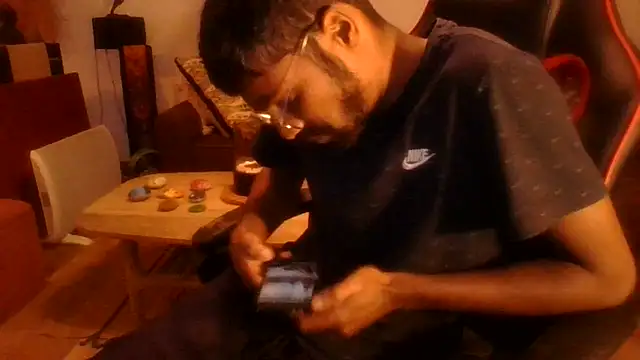 couple2612 online show from December 2025 05:25:01 PM