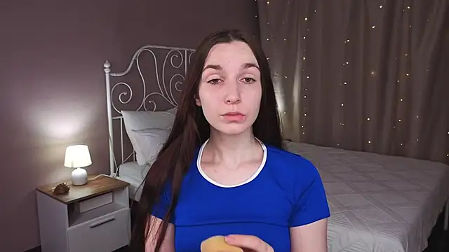 Miss   Eva online show from October 2025 12:11:01 AM