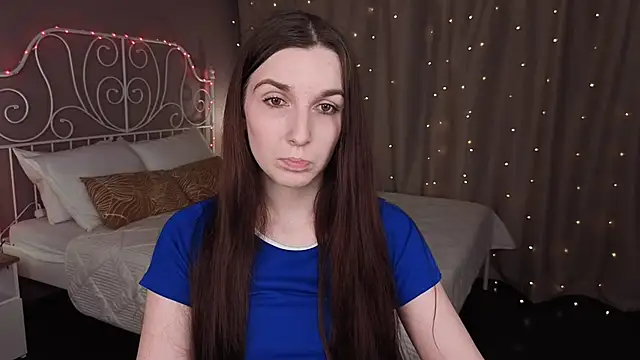 Miss   Eva online show from October 2025 12:08:02 AM