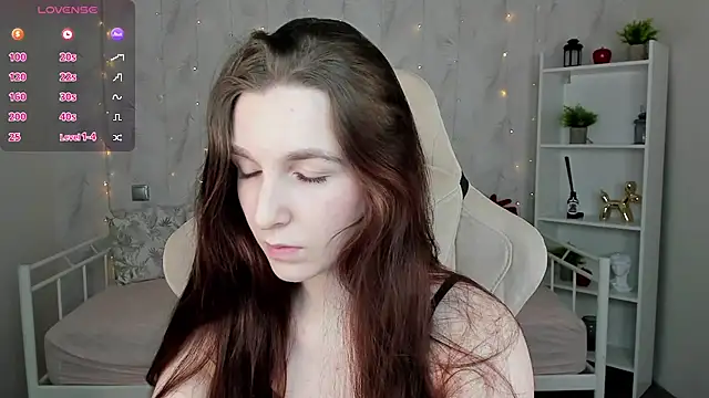 Miss   Eva online show from October 2025 12:12:02 AM