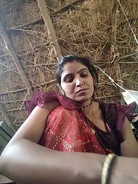 Snapshot of LUCKY_cut chatting on October 2025 05:18:01 AM LUCKY cut online show from October 2025 05:18:01 AM