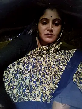 Snapshot of LUCKY_cut chatting on October 2025 12:41:01 PM LUCKY cut online show from October 2025 12:41:01 PM