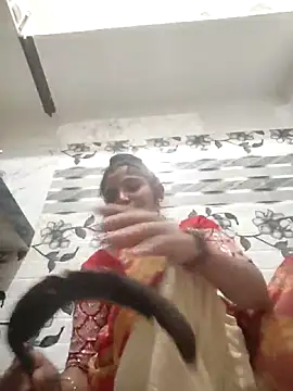 LUCKY cut online show from April 2026 03:02:02 PM