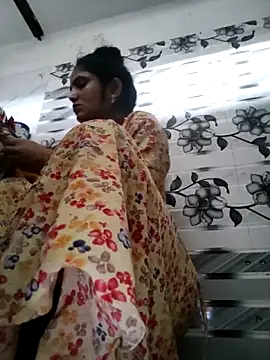 LUCKY cut online show from April 2026 02:25:02 AM