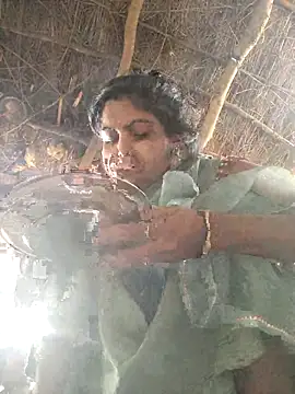 LUCKY cut online show from November 2025 02:26:02 AM