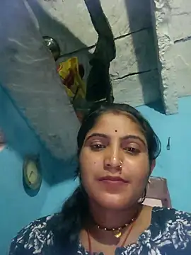 Snapshot of LUCKY_cut chatting on September 2025 04:35:02 PM LUCKY cut online show from September 2025 04:35:02 PM