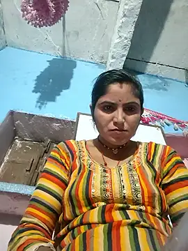Snapshot of LUCKY_cut chatting on October 2025 03:46:02 PM LUCKY cut online show from October 2025 03:46:02 PM