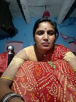 Snapshot of LUCKY_cut chatting on October 2025 05:06:01 PM LUCKY cut online show from October 2025 05:06:01 PM