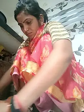 LUCKY cut online show from April 2026 10:32:02 AM