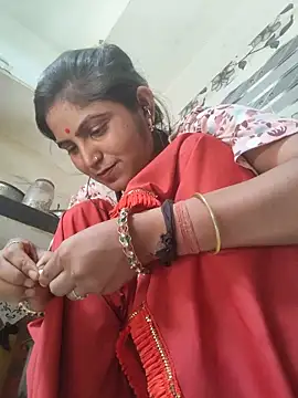 LUCKY cut online show from May 2026 04:44:01 AM