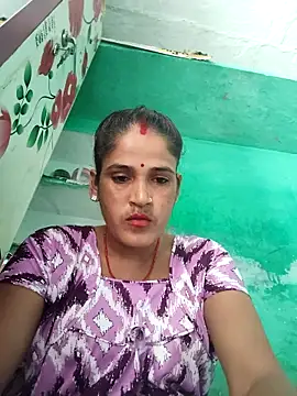 Snapshot of Nillohot chatting on October 2025 07:43:02 AM Nillohot online show from October 2025 07:43:02 AM