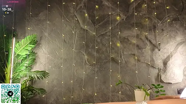 VincenzaGarigliano online show from April 2026 11:34:02 PM