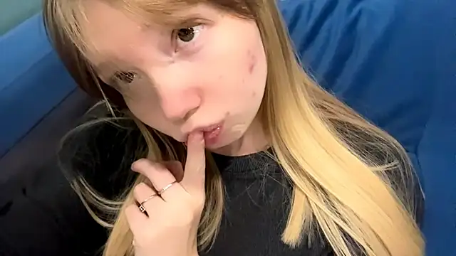 Snapshot of Sweet_horizon chatting on October 2025 08:06:02 PM Sweet horizon online show from October 2025 08:06:02 PM