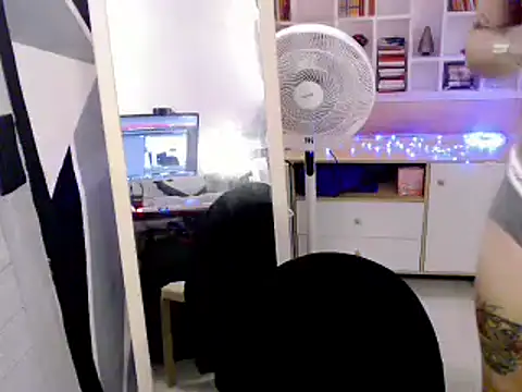 Misskatexx online show from April 2026 02:23:02 PM