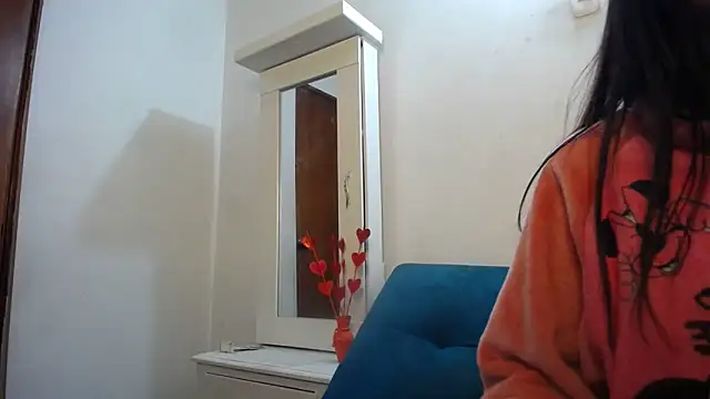 Taylormegan online show from December 2025 03:06:02 AM