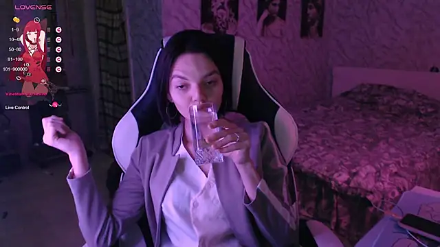 Kitti study online show from October 2025 06:59:02 AM