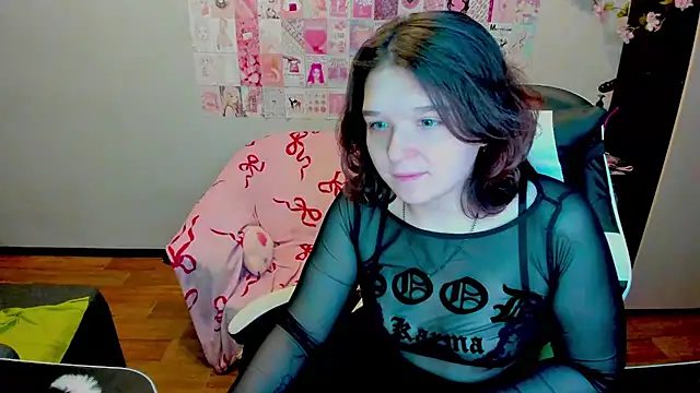 Snapshot of Acid_Kate chatting on October 2025 12:09:01 AM Acid Kate online show from October 2025 12:09:01 AM