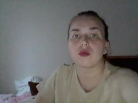 Snapshot of Vexarie chatting on October 2025 01:19:02 PM Vexarie online show from October 2025 01:19:02 PM