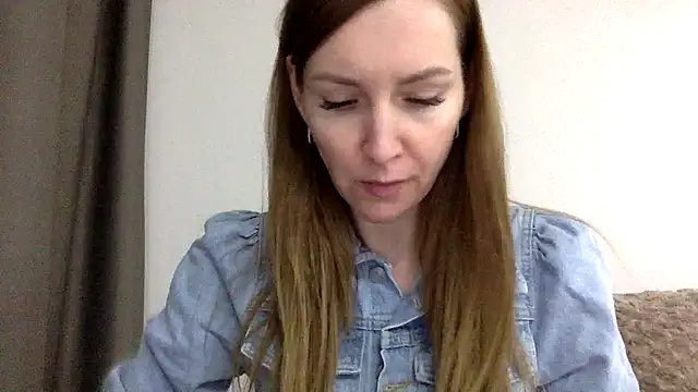 Varnyx online show from December 2025 05:50:02 PM