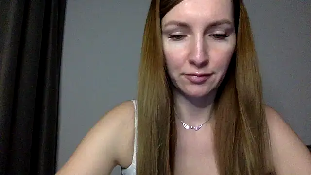 Varnyx online show from November 2025 05:50:01 PM