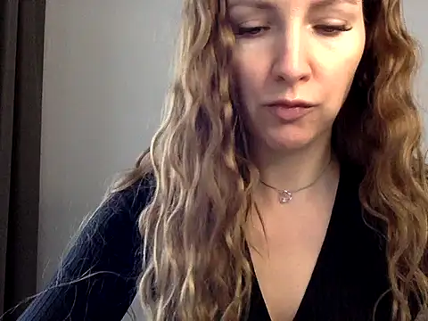 Varnyx online show from November 2025 10:53:02 AM