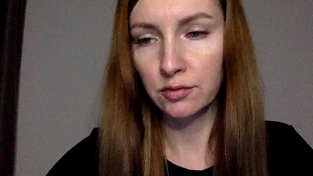 Varnyx online show from November 2025 04:32:02 PM