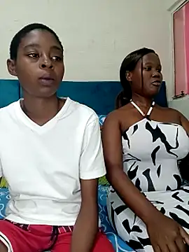 SweetSlenderChoc online show from May 2026 10:25:02 PM